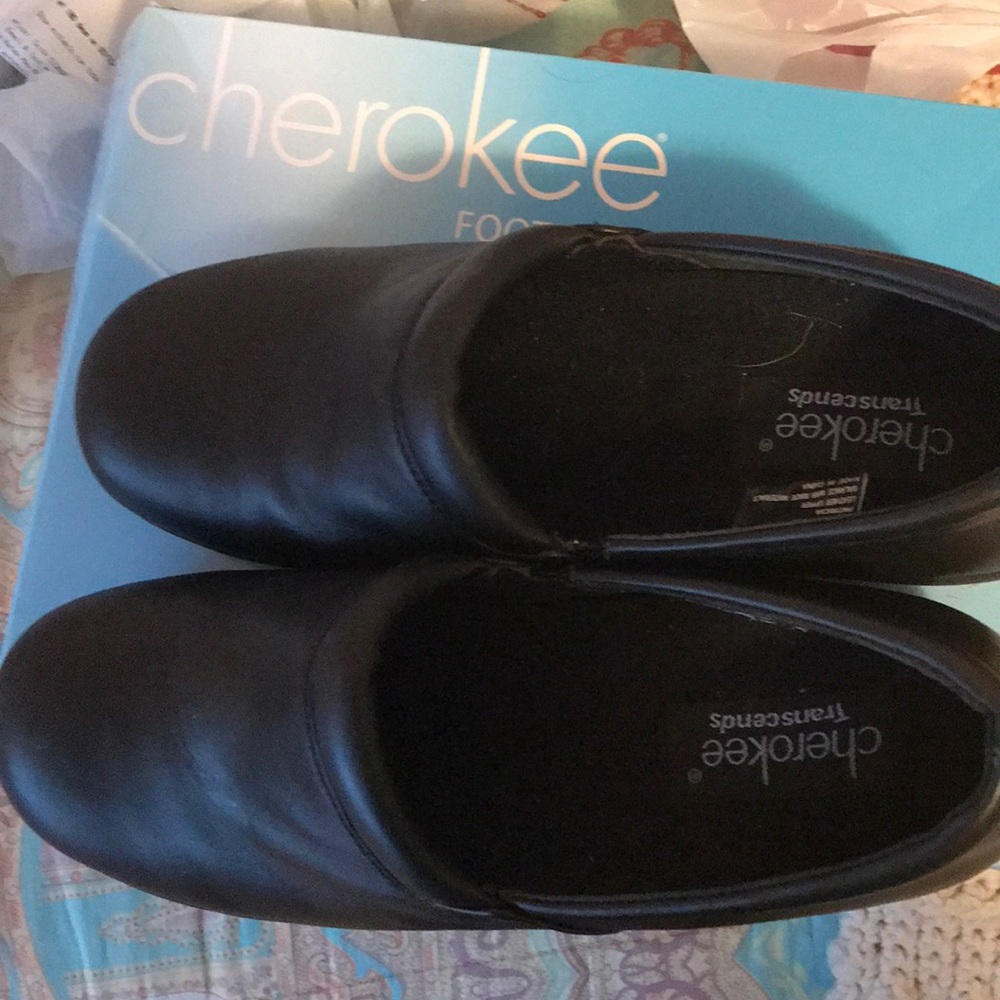 Cherokee Work shoes